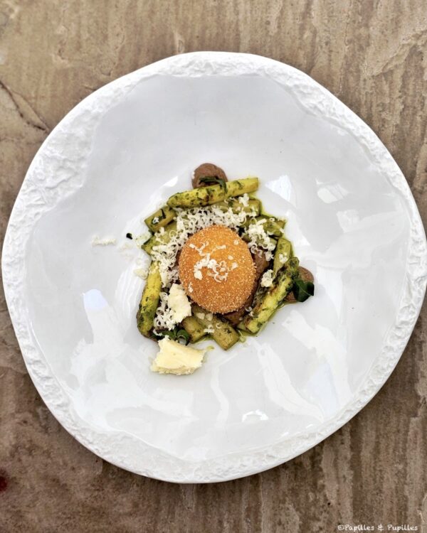 Oeuf, asperges, Parmesan