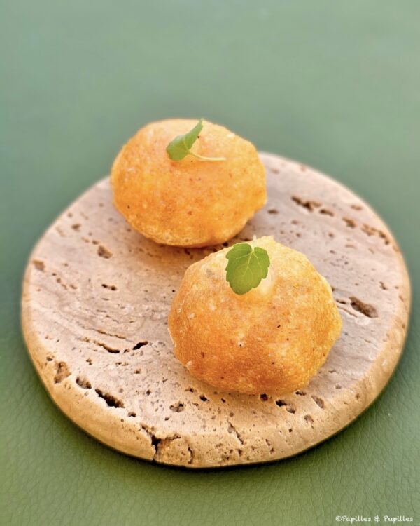 Pain soufflé au maïs, farce truite et fromage blanc