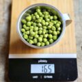 Combien pèse une tasse de petits pois