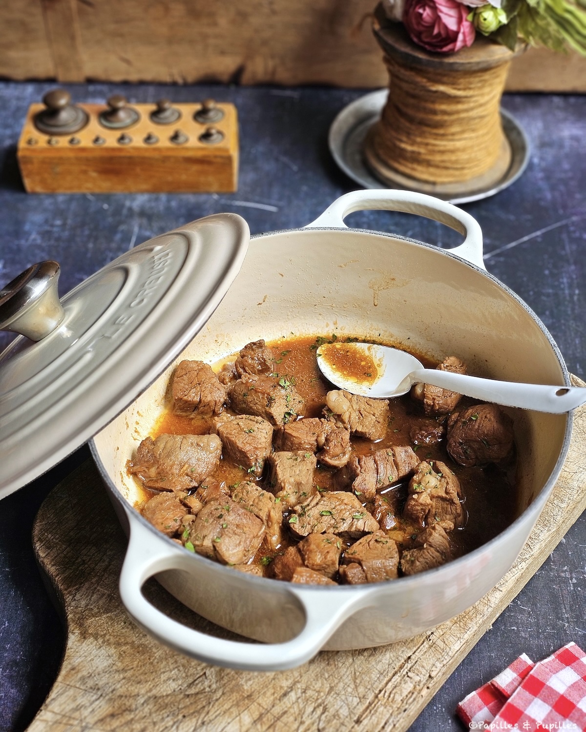 Filet mignon sauté au miel, au gingembre et à la sauce soja