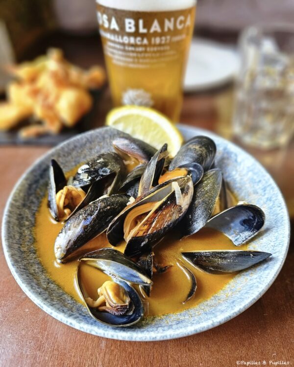 Moules au vin blanc