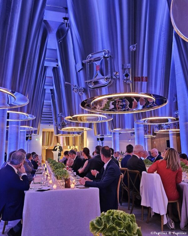 Dîner dans le cuvier