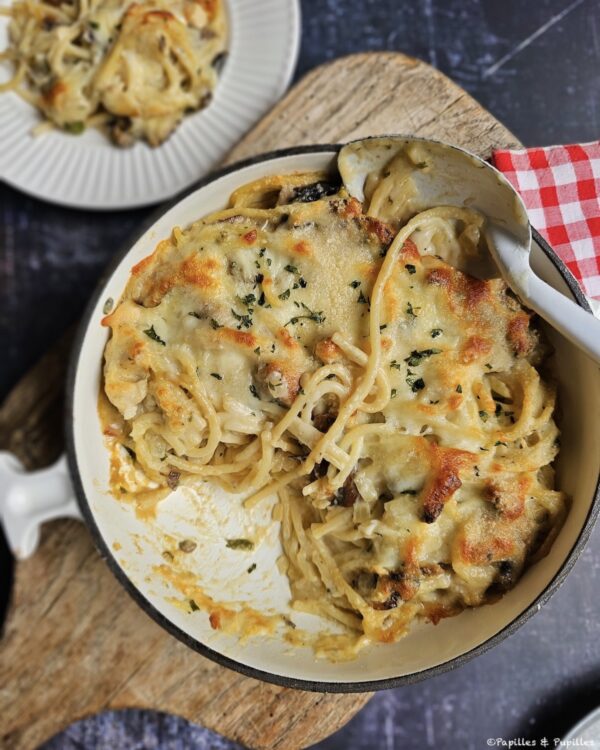 Gratin de pâtes au poulet et champignons