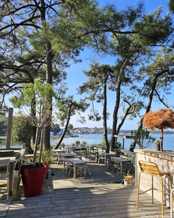 Terrasse sur la rivière Crac'h