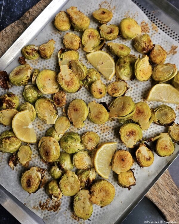 Ajoutez les tranches de citron