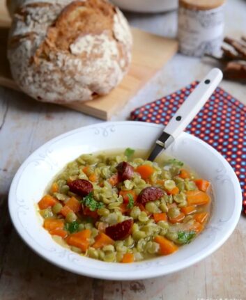 Soupe de pois cassés au chorizo