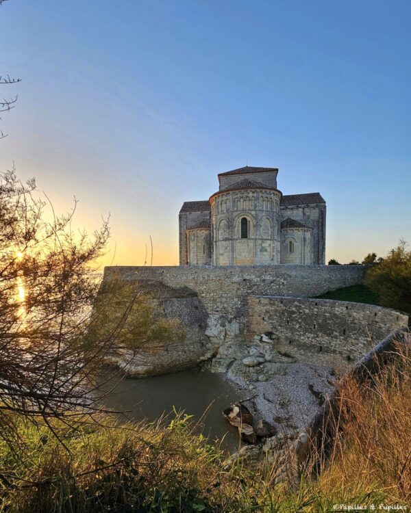 Eglise Sainte-Radegonde de Talmont sur Gironde