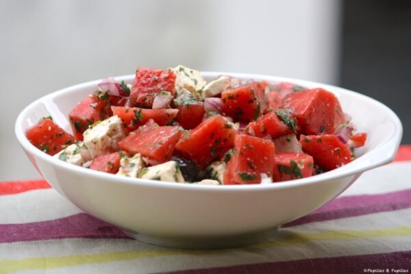 Salade de pastèque, feta et olives noires