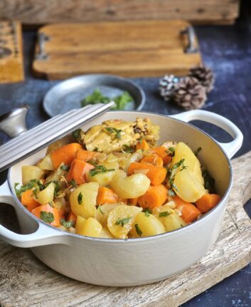 Tajine de poulet, carottes et navets
