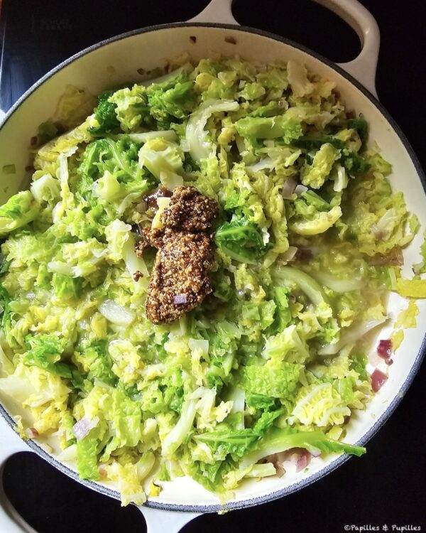 Ajoutez la moutarde en grains