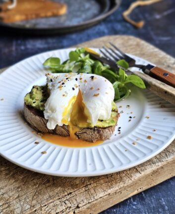 Avocado toast et œuf poché