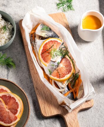 Daurade en papillote au pamplemousse de Floride
