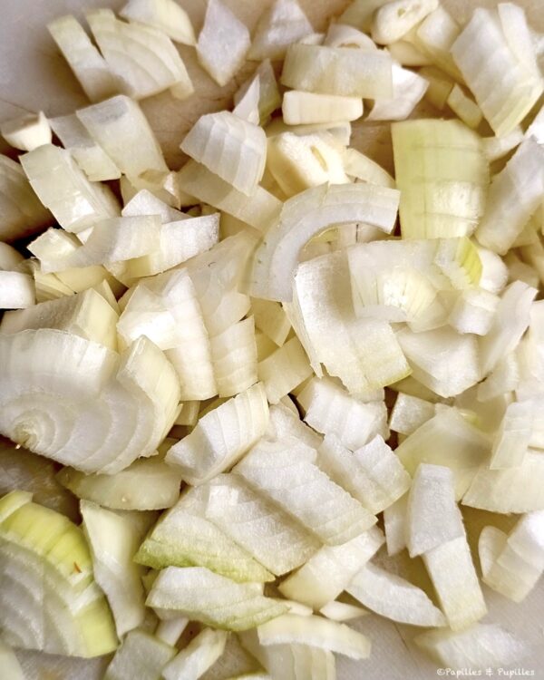 Dés d'ail et d'oignon