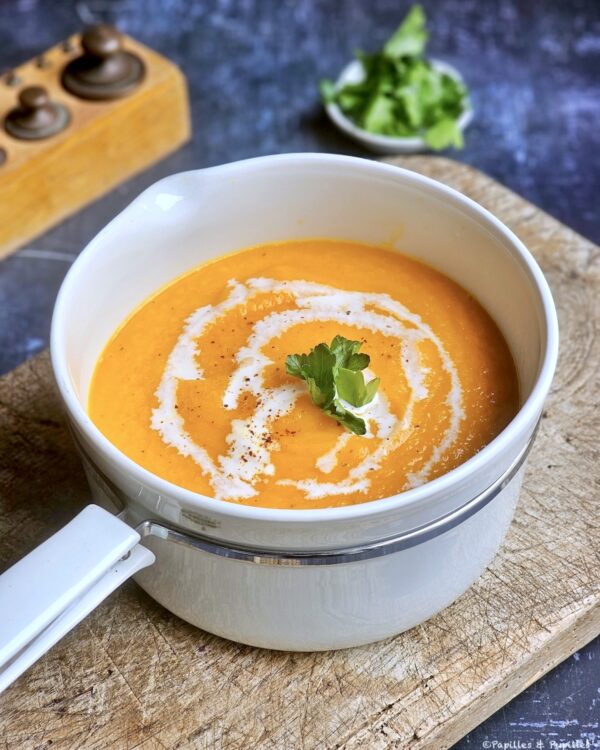 Velouté de carottes à l'orange, au curcuma et au gingembre