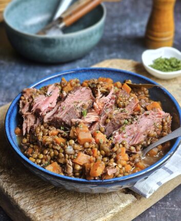 Echine de porc demi sel aux lentilles