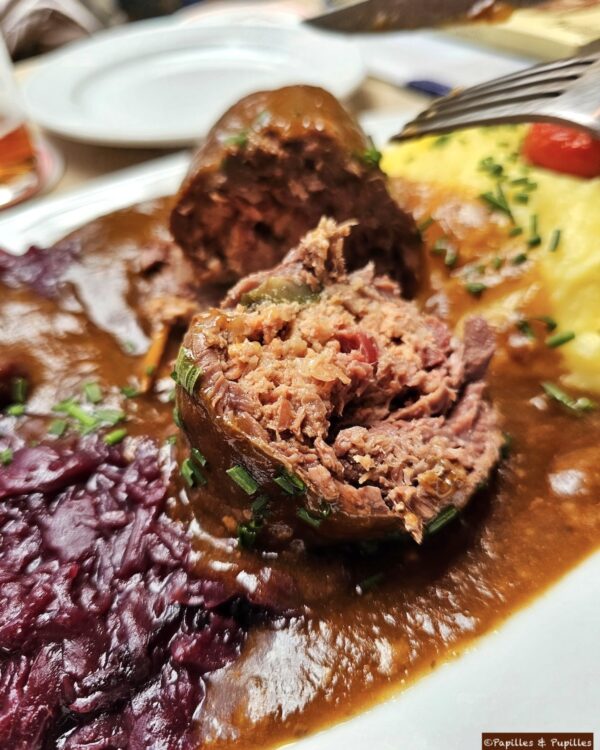 Roulade de boeuf braisé chou rouge purée ) Geschmorte Rinderroulade