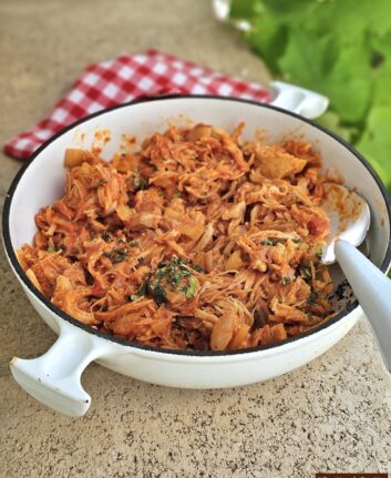 Confit de porc effiloché à la tomate