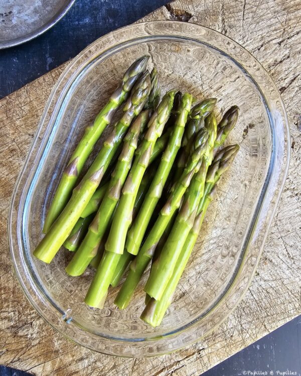 Pointes d'asperges vertes