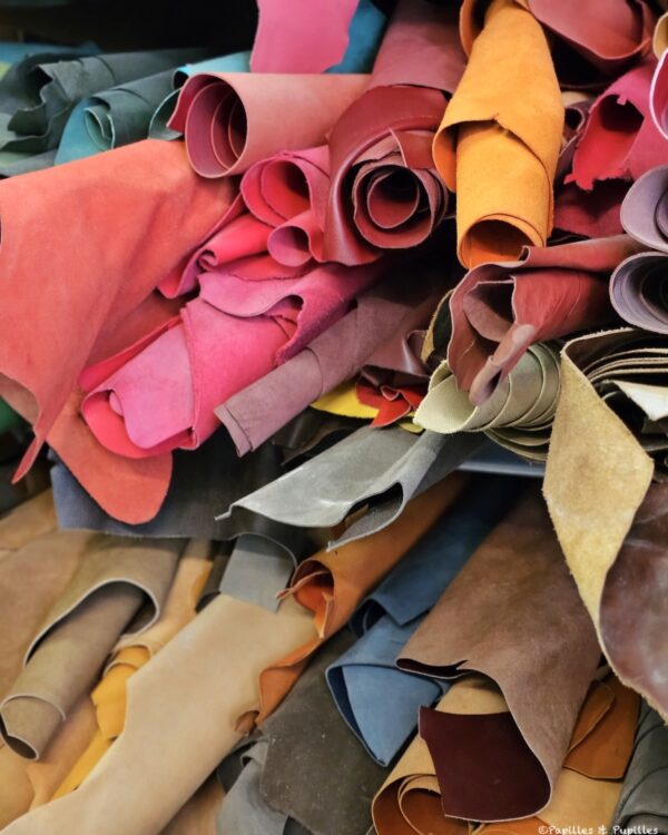 Cuirs pour réparation