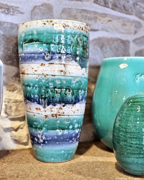 Vases Goicoechea en bleu basque, finition satinée