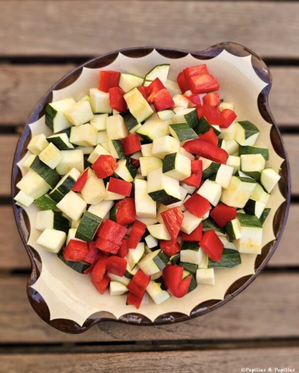 Dés de courgettes et poivron
