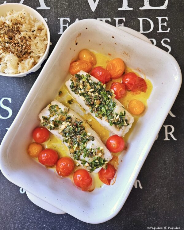 Dos de merlu au four, condiment citron confit ail persil