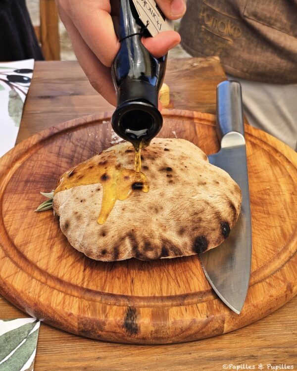 Pain huile d'olive sauge et sel