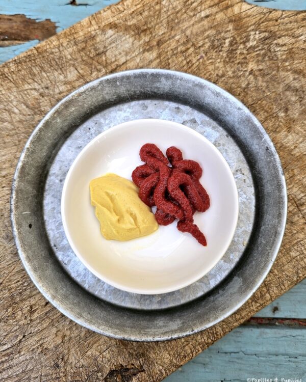 Moutarde et concentré de tomates