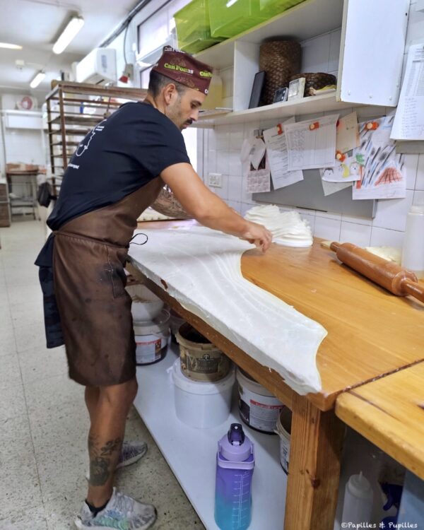 On étire la pâte