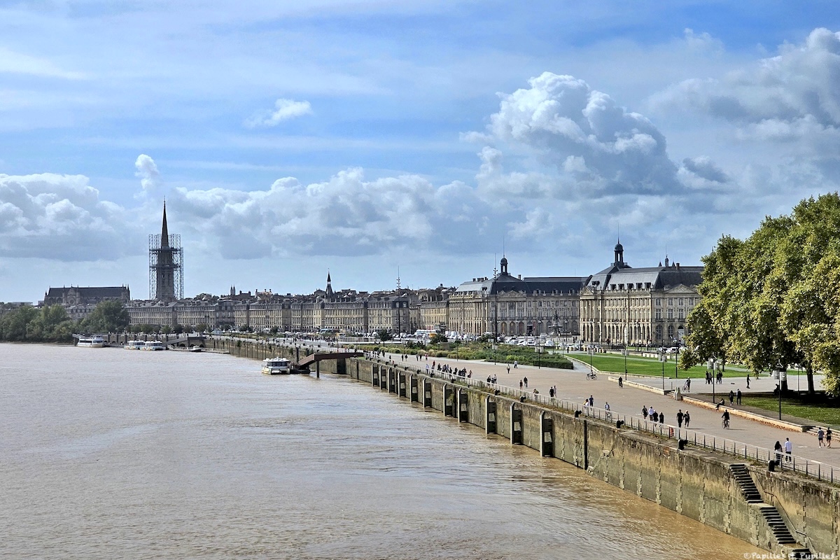 Les Quais, Bordeaux