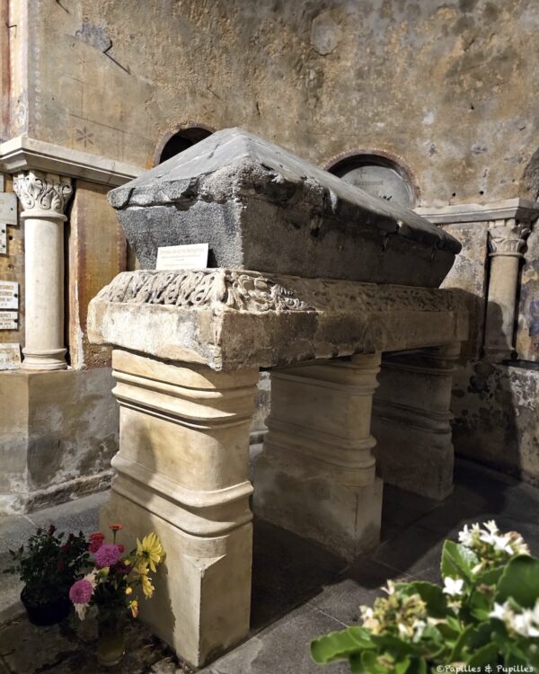 Tombeau de Sainte Radegonde