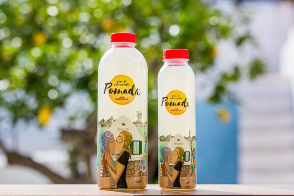 Bouteilles de Pomada ©Xoriguer