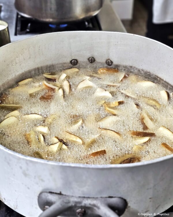 Champignons dans l'huile