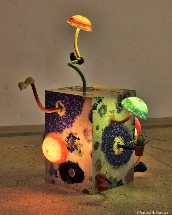 Lampe Mika Rottenberg