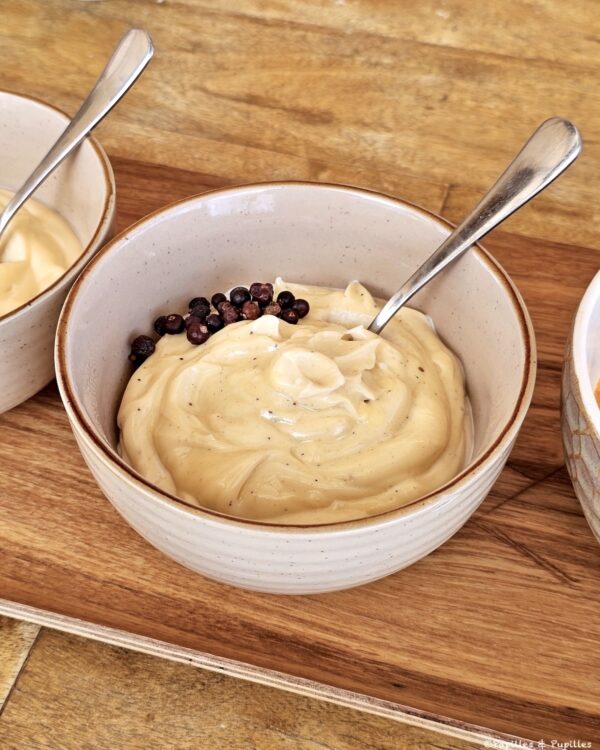 Mahonnaise aux baies de genièvre