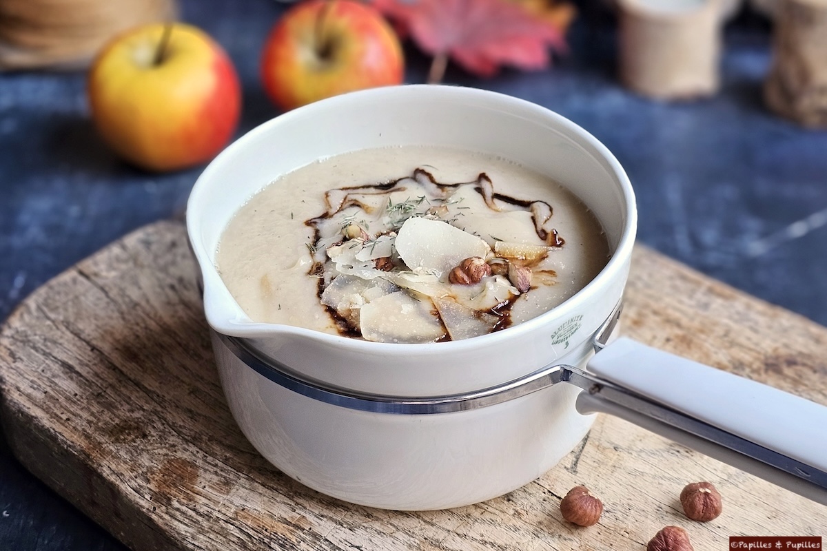 Velouté de chou-fleur et pommes : soupe douce et réconfortante