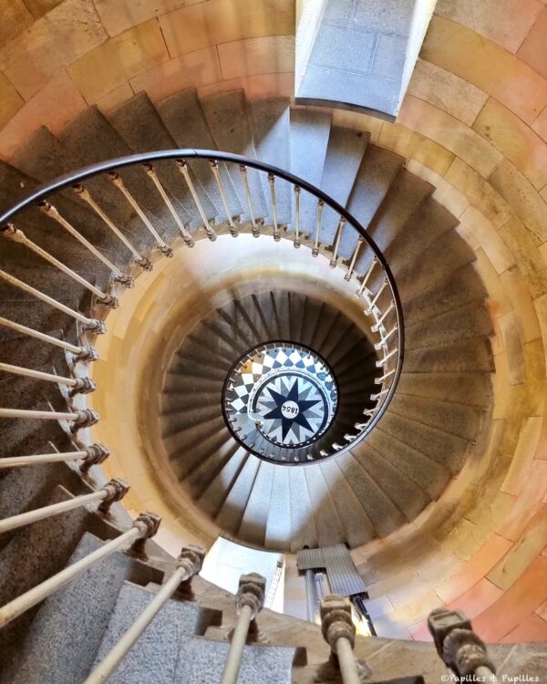 Escalier phare des baleines