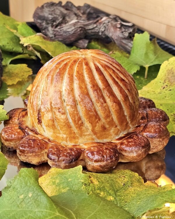 Pithiviers de volaille des Landes entier, pièce maîtresse du menu Promenade Sauternaise