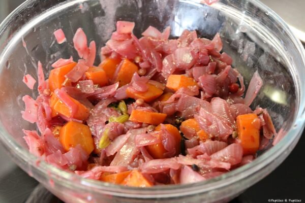 Ce qui reste après avoir filtré la cuisson de la sauce