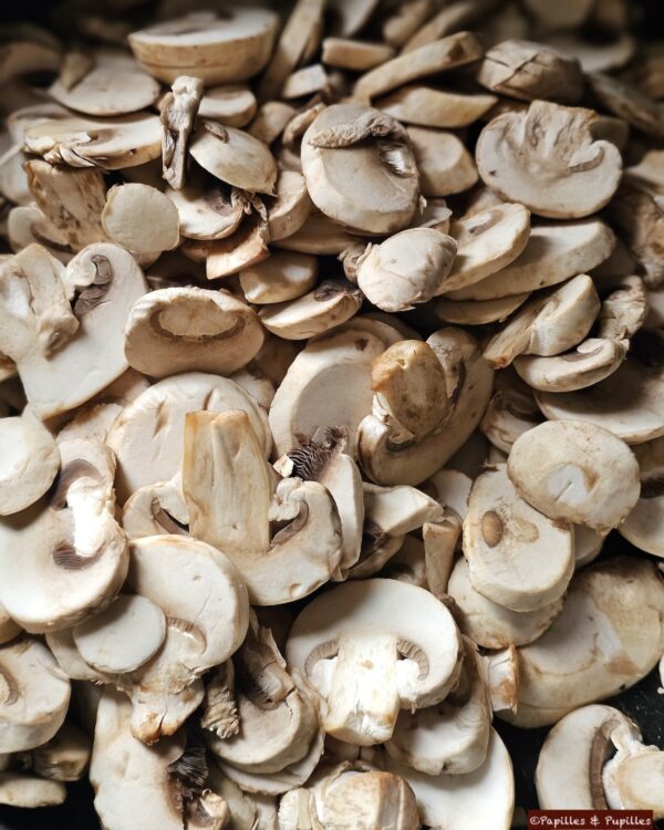 Lamelles de champignons de Paris, prêtes à cuire