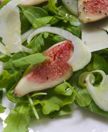 Salade d'automne figues fenouil roquette