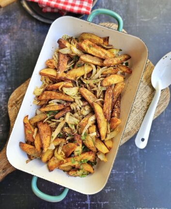 Pommes de terre croustillantes et oignons à l’Air Fryer parfumés aux herbes et au zaatar
