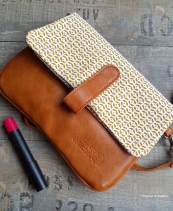 Pochette et rouge à lèvre