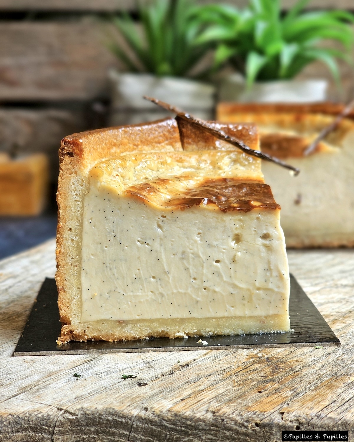 Part de flan à la vanille de chez BéliGius à Bordeaux
