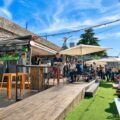 Terrasse de la guinguette Chez Dupont au bord de Loire à Tours