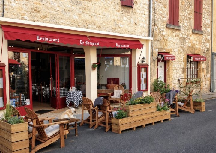 Terrasse du restaurant Le Croquant à Monpazier en Dordogne