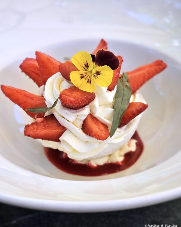 Vacherin aux fraises