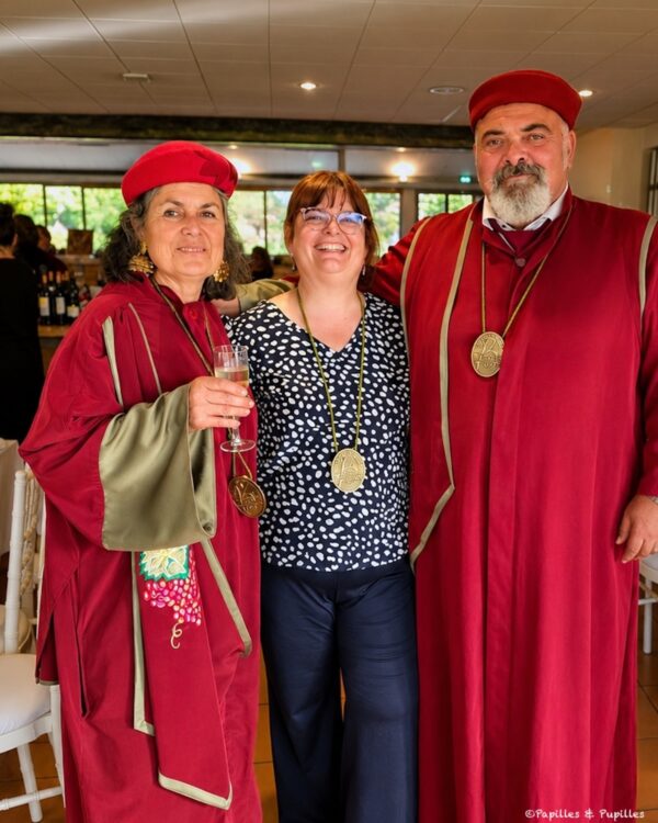 Anne Lataillade entourée de Nathalie Escudero et Jérôme Depoizier à Planète Bordeaux