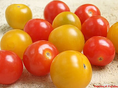 Tomates cerises rouge