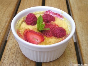 Petites crèmes aux fraises, framboises et cardamome - A vos Casseroles # 5